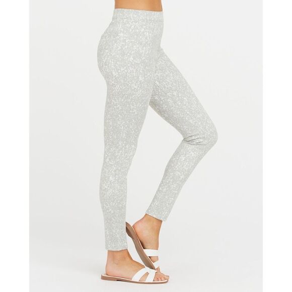 ✨Jean-ish® Ankle Leggings✨  - Picture 3 of 9